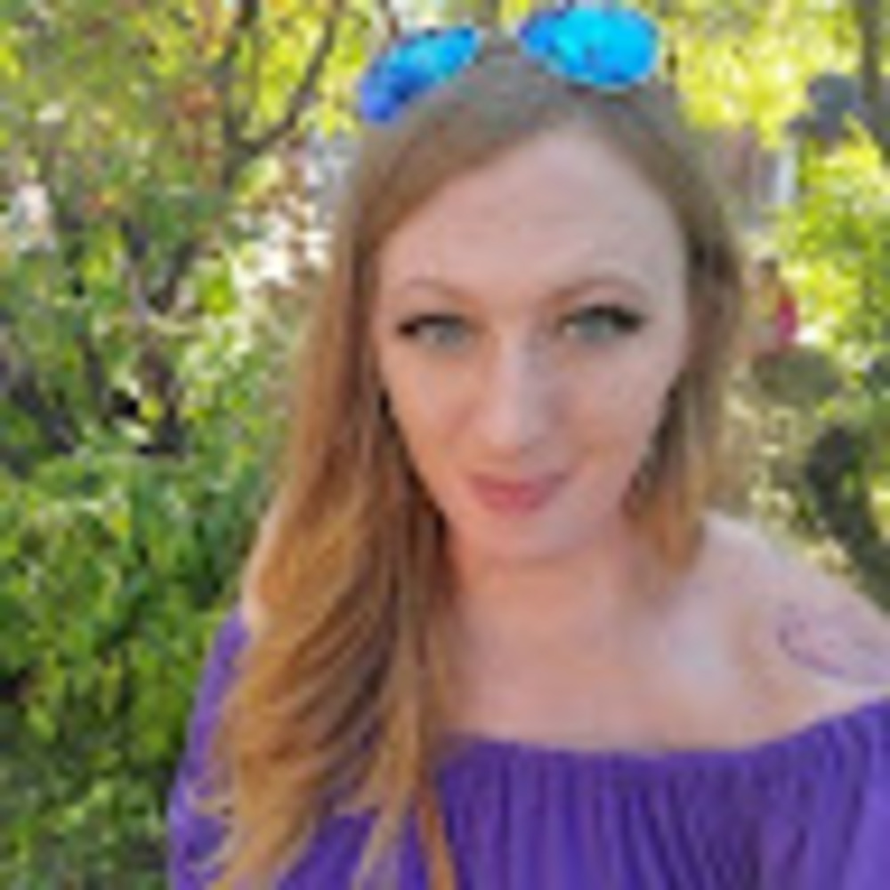 Meet your Posher, Tiffany